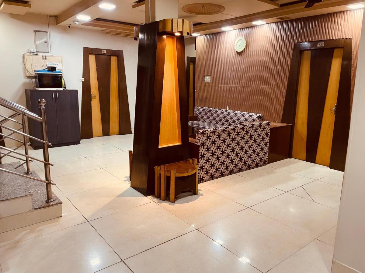Atithi Inn Калькутта Экстерьер фото