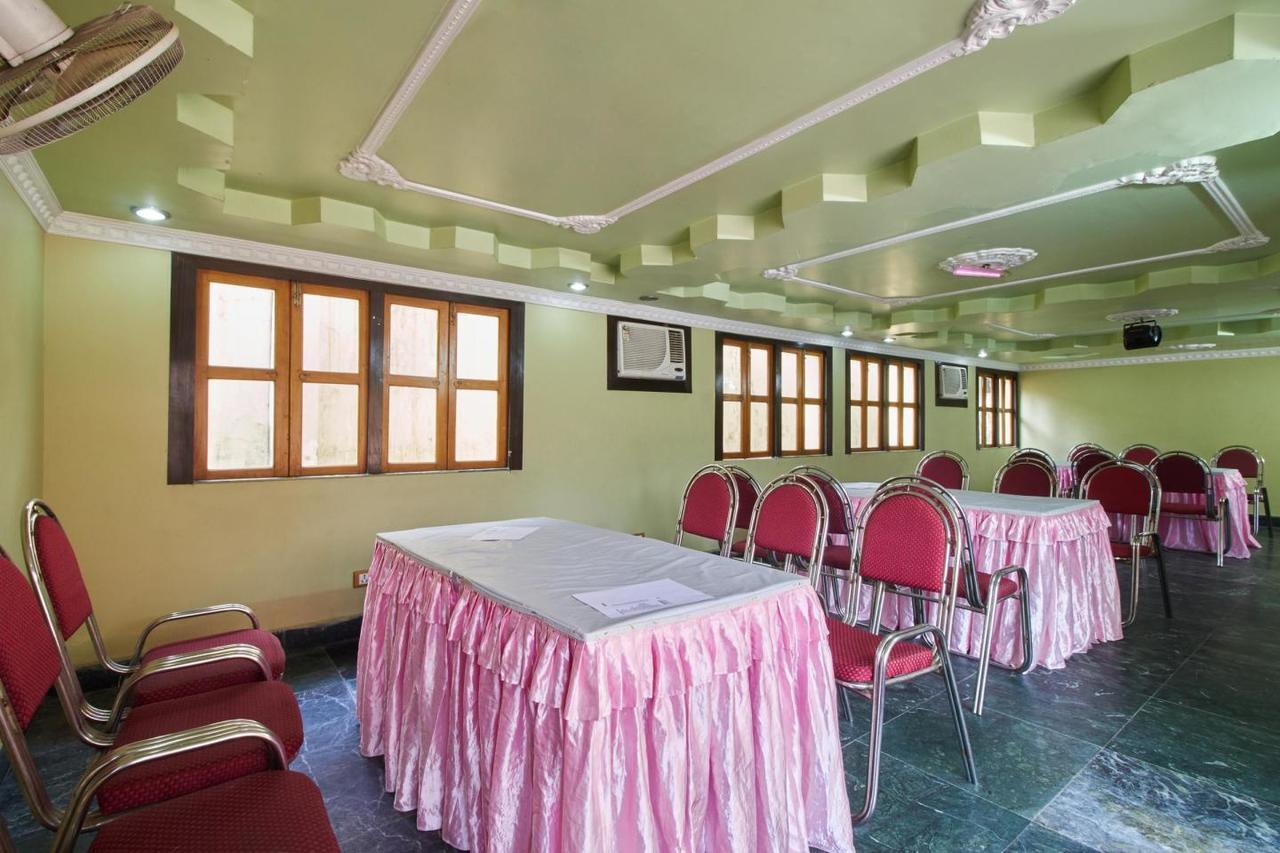 Atithi Inn Калькутта Экстерьер фото